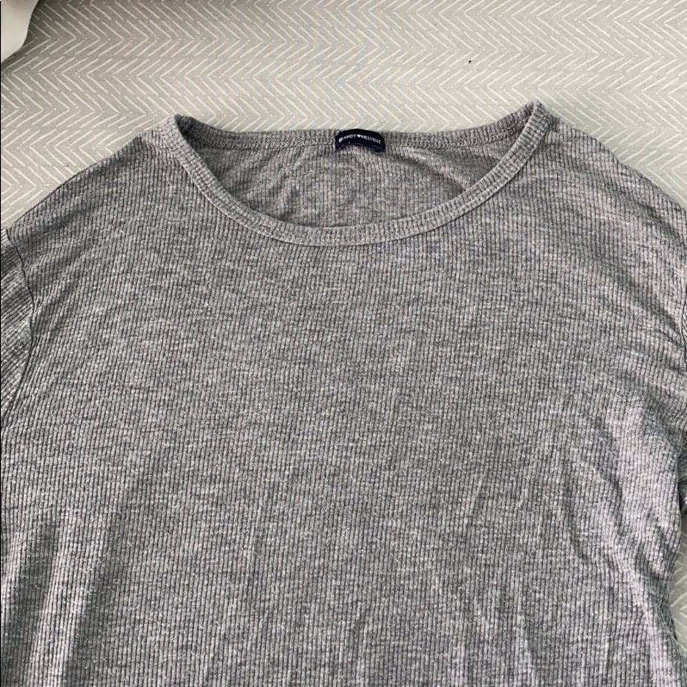 Brandy Melville cropped long sleeve